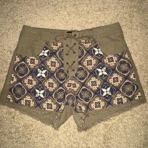 Obey Embroidered Shorts Lace Up Front Frayed Hem Casual Olive Green‎ Size 29